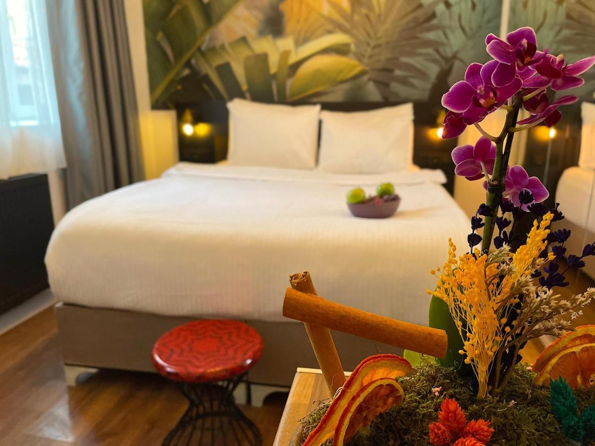 Mates Istiklal Suites Istanbul Eksteriør billede
