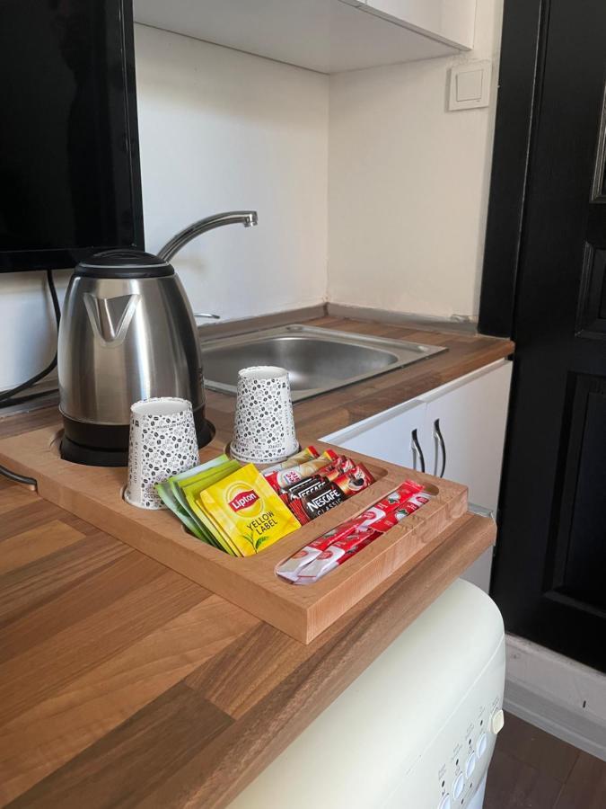 Mates Istiklal Suites Istanbul Eksteriør billede