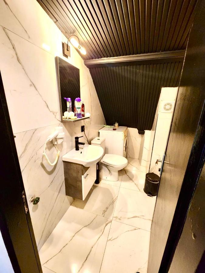 Mates Istiklal Suites Istanbul Eksteriør billede